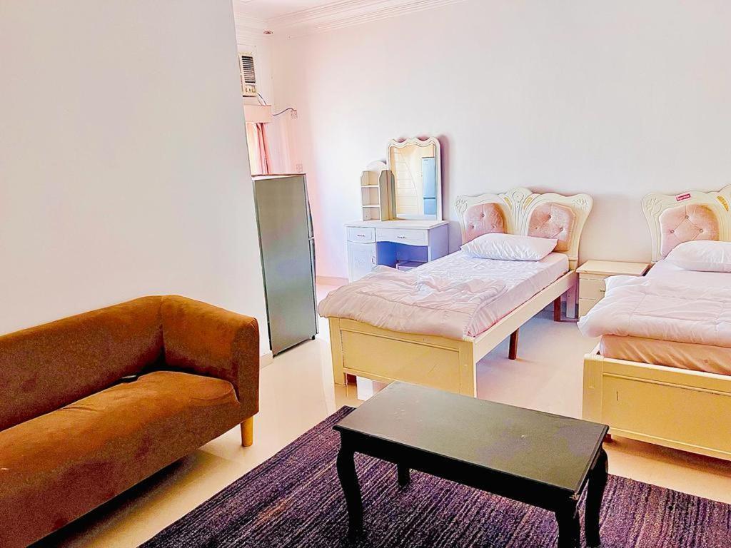 Al Tharya Furnished Apartments Awqad Bayt Fadil Eksteriør billede