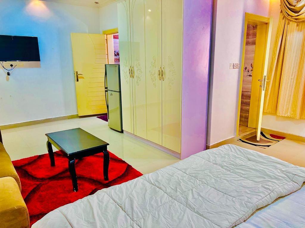 Al Tharya Furnished Apartments Awqad Bayt Fadil Eksteriør billede
